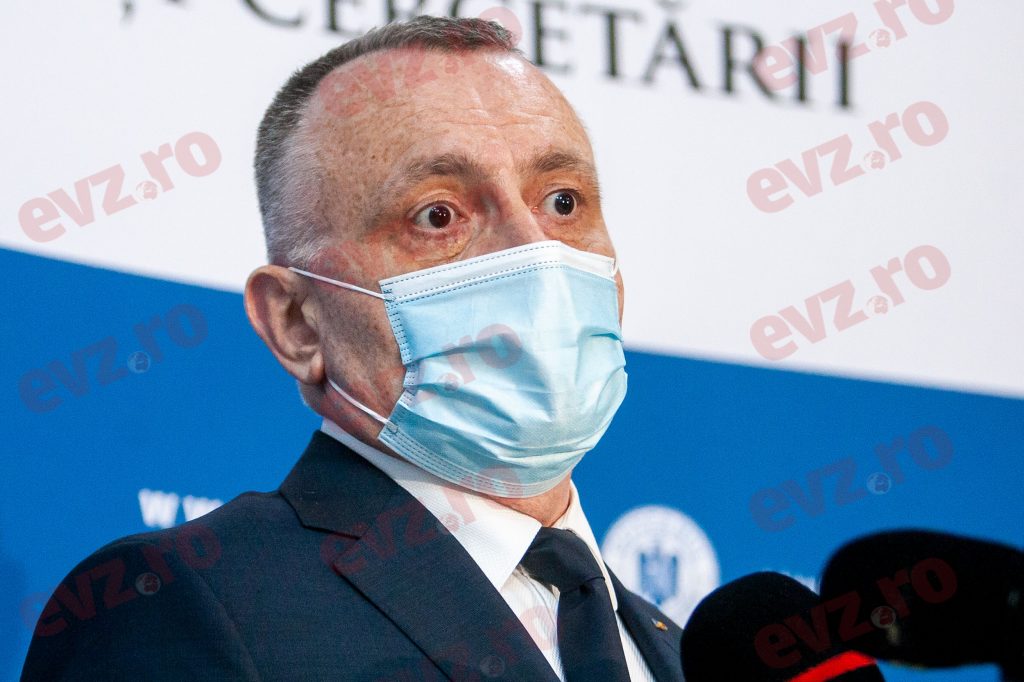 ”Încăierare” între Sorin Cîmpeanu şi DSP Ilfov. Decizia DSP l-a scos din sărite pe minstrul Educației. „Își depășește atribuțiile”