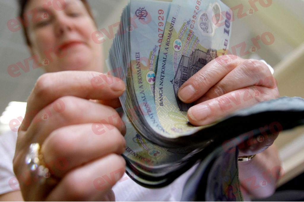 Euro urcă şi mai mult. Maxim istoric la cursul valutar de marţi, 30 martie 2021