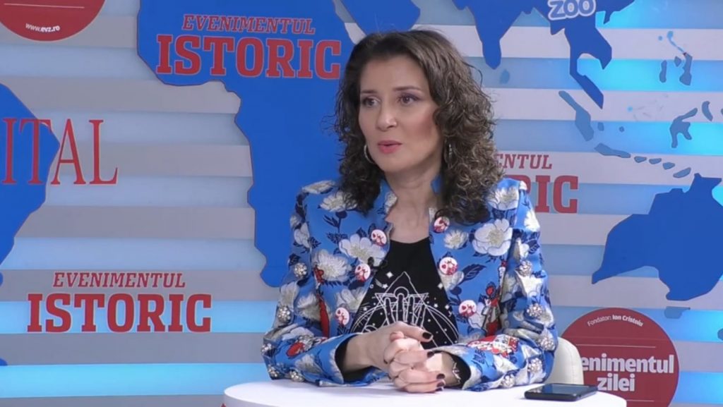 Povești pentru oameni mari din sălile de judecată. Eliza Corbeanu: „Sunt oameni mici care fac rău fără nicio miză”
