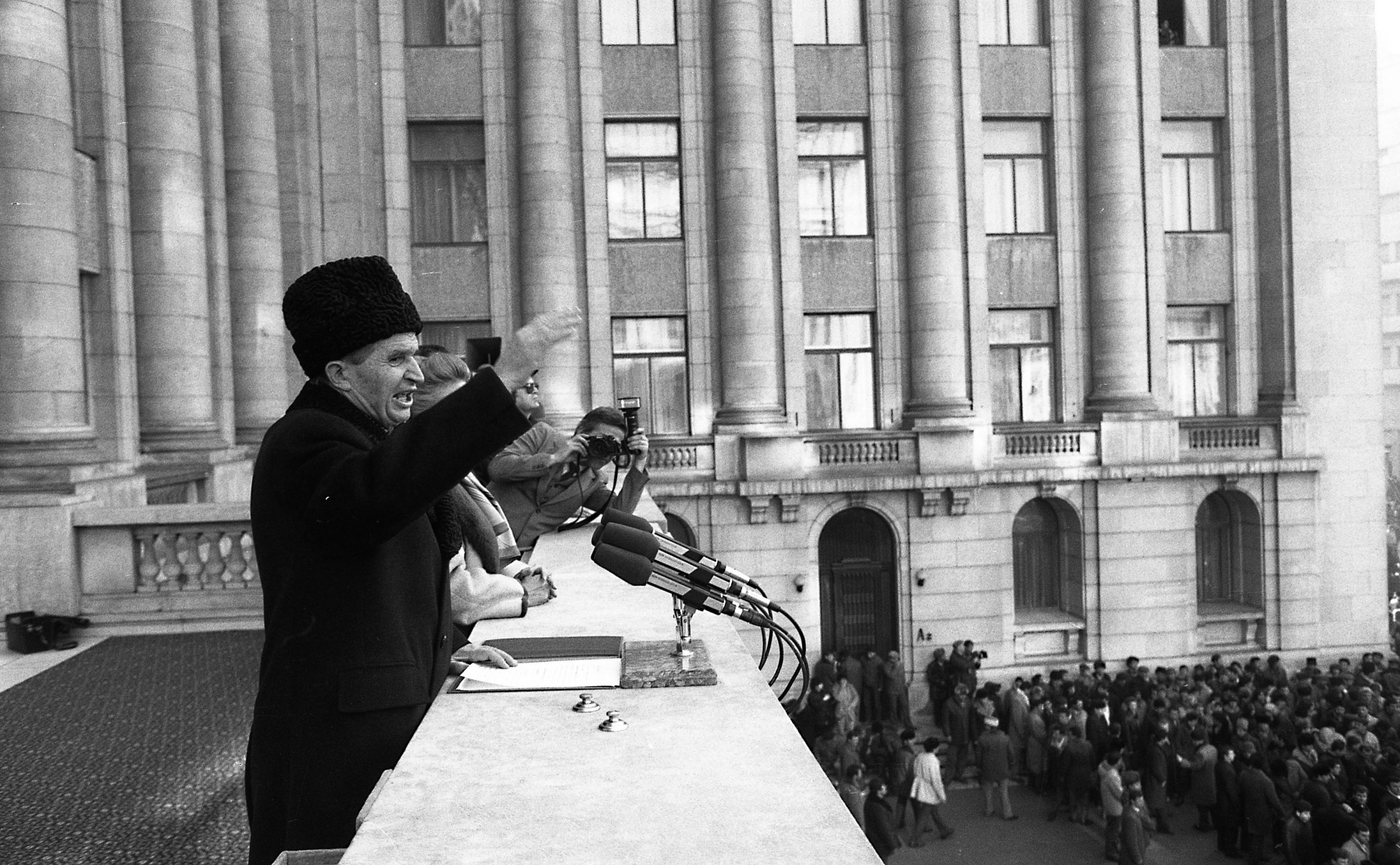 21 decembrie 1989. Mitingul de la Comitetul Central, cântecul de lebădă al lui Ceaușescu