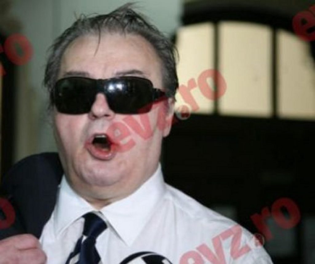 Fiica cea mare a lui Corneliu Vadim Tudor, obligată de instanță să plătească datoriile Editurii Tricolorul