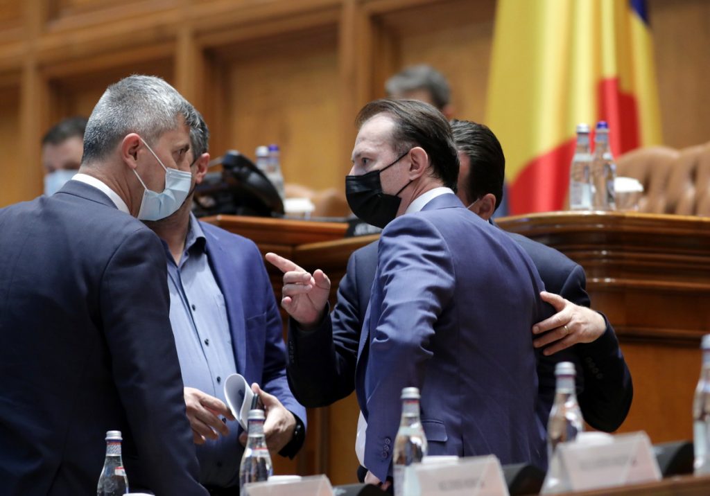 Alegerile anticipate, subiect de discuție in interiorul coaliției. „Pun pariu pe o sticlă de vin”