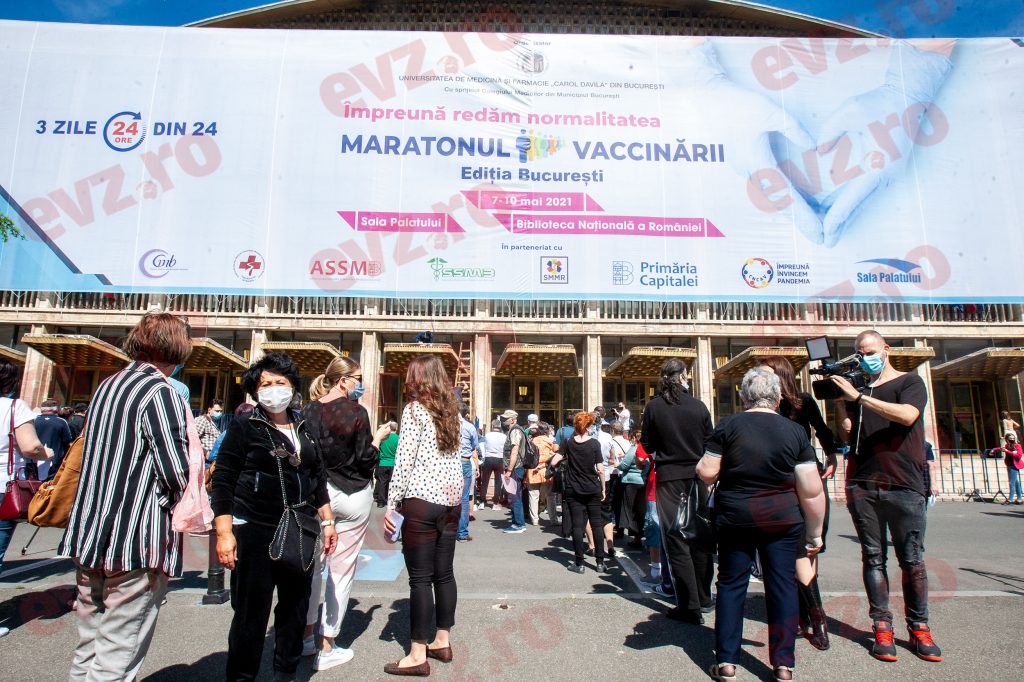 Vaccinare direct în vama Nădlac. Românii vin din Europa doar să se vaccineze