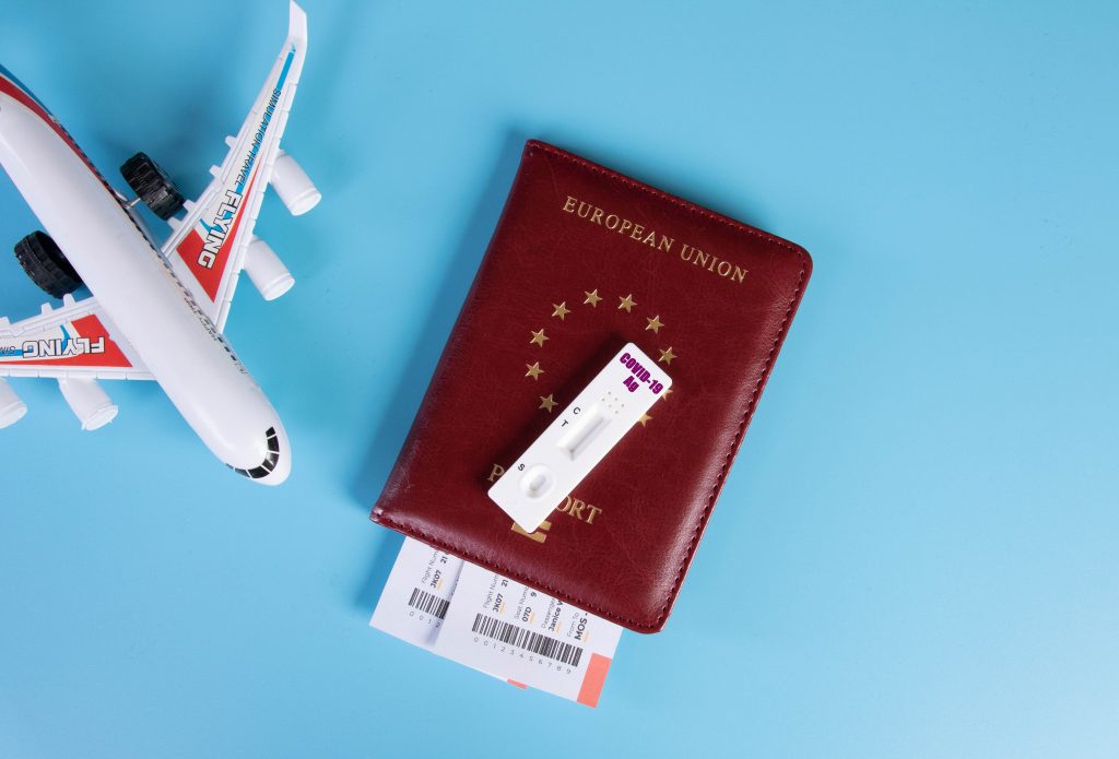 Țările din Europa se conectează la sistemul informatic al Certificatelor Verzi Covid. Doar așa se va putea călători