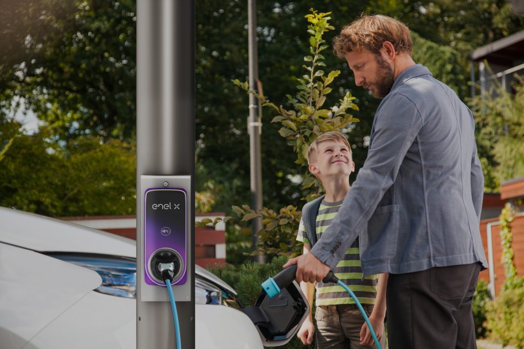 Amenda de 102 milioane de euro pentru Google. Nu a permis în magazin aplicația de hărți a Enel