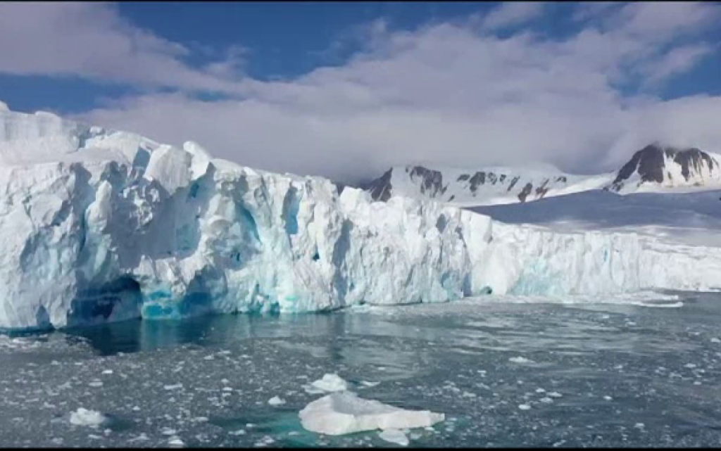 Noi fenomene meteo! Ploile se pot intensifica pe fondul topirii ghețarilor. Ce spun oamenii de știință