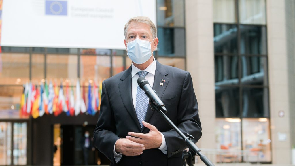 Klaus Iohannis împiedicat să ajungă la Chișinău. Avionul prezidențial nu poate ateriza