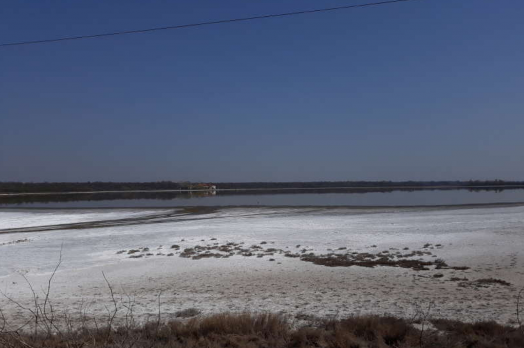 Stațiunea de la Lacul Sărat din Brăila va avea pentru prima dată în 150 de ani, dușuri cu apă caldă