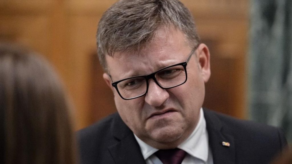 Marius Budăi acuză Guvernul: „Europarlamentarii presați să voteze împotriva intenţiei CE de instituire a unui salariu minim‟