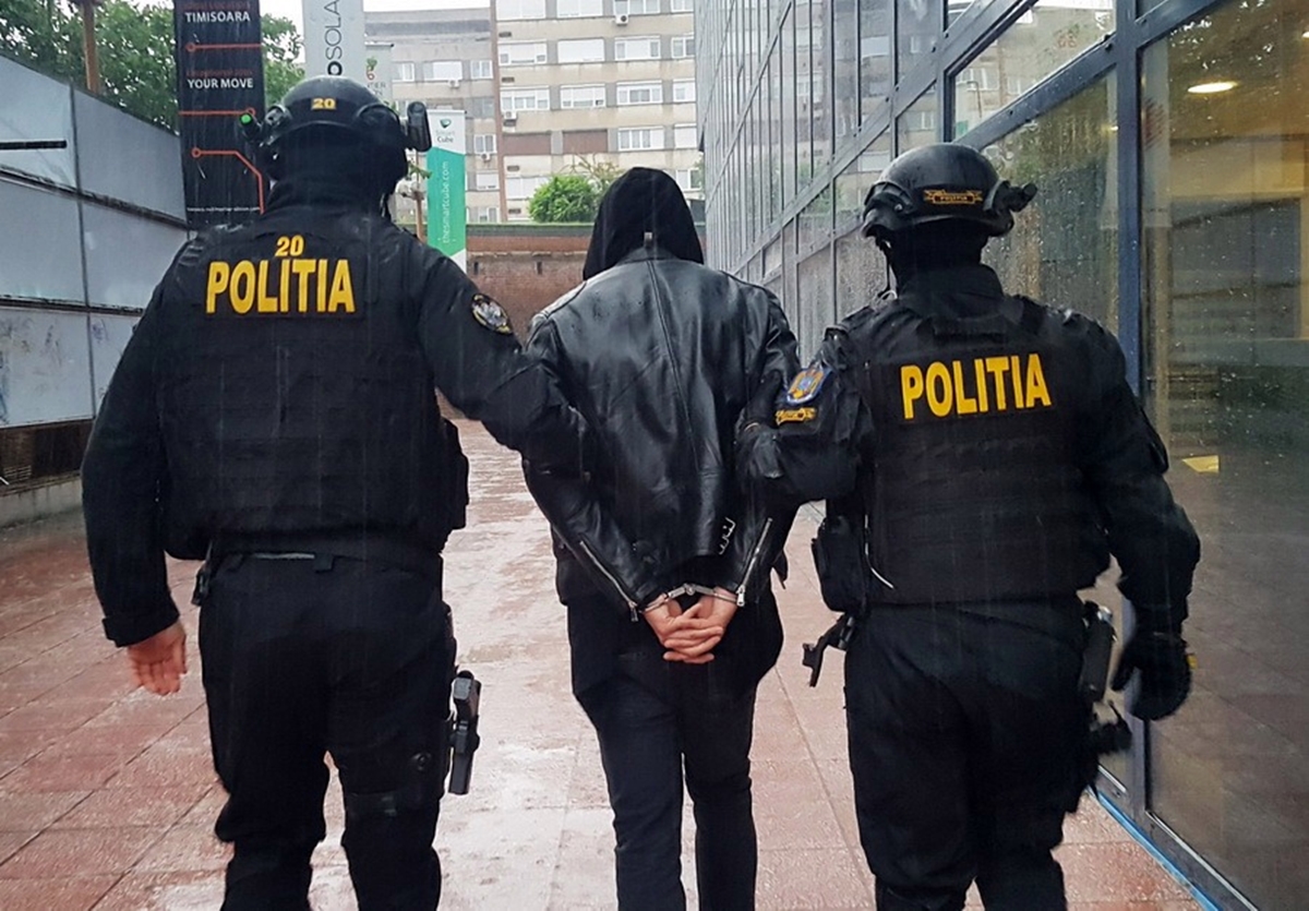 24 de infractori periculoși, trimiși de Irlanda înapoi în România