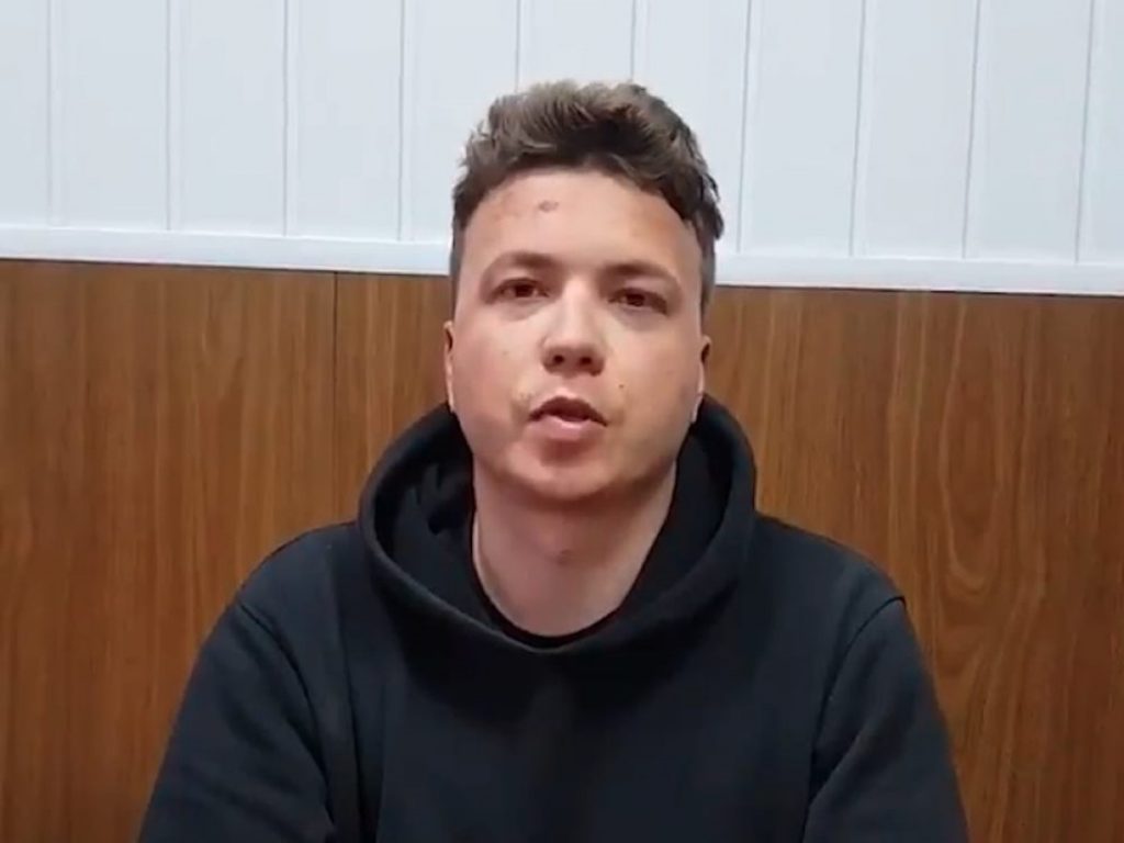 Fostul redactor-șef al canalului opoziției NEXTA, Roman Protasevici, a fost condamnat la opt ani de închisoare. Motivarea tribunalului din Minsk