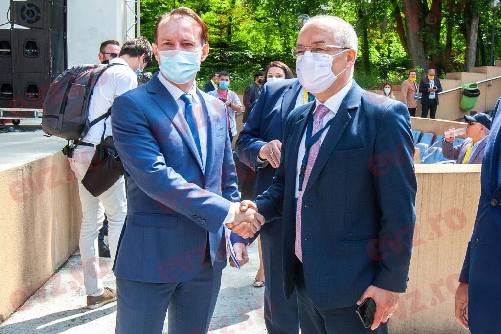 "Față în față". PNL moare, dar nu se predă. Va da viitorul președinte al României?