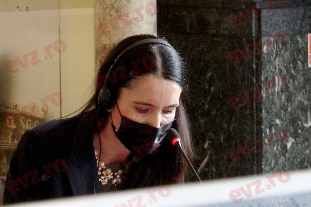 Ședința și scandalul la Sectorul 1. Neînțelegerile dintre Clotilde Armand și consilieri lasă primăria fără buget