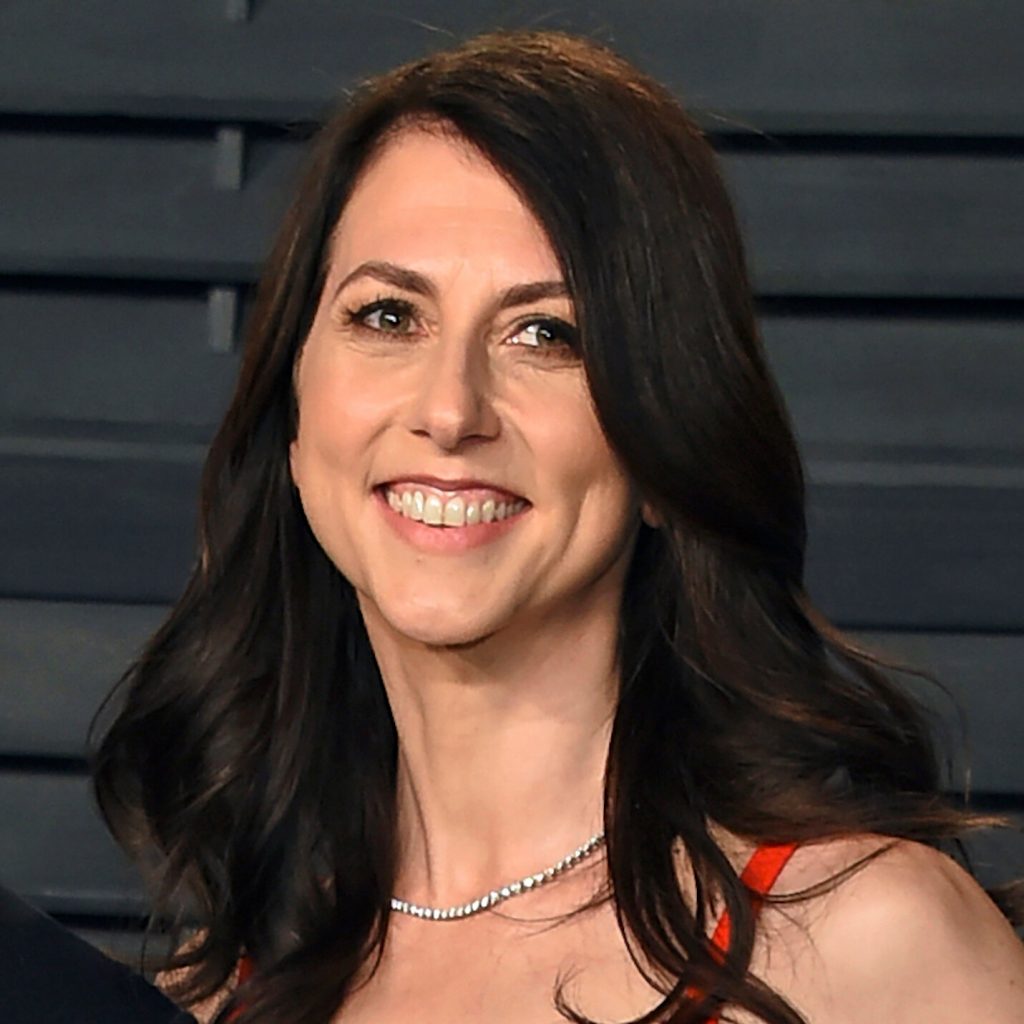 Fosta soție a lui Jeff Bezos: „Nu e bine ca bogăția să fie concentrată într-un număr mic de mâini”