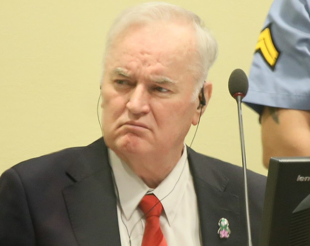 Ratko Mladic, omagiat la Belgrad. Condamnat la închisoare pe viață pentru genocid, a murit în închisoarea de la Haga la 83 de ani