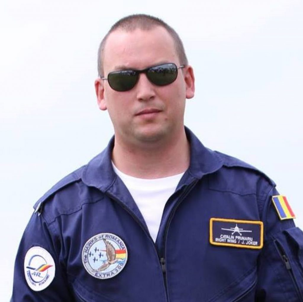 Nou director general la Tarom. Fiul astronautului Dumitru Prunariu, campion la acrobație, numit la conducerea companiei