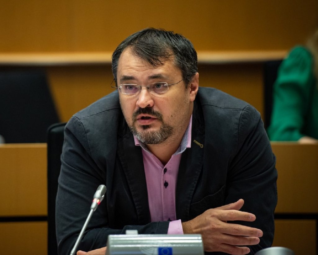 ANAF a pus ochii pe Ghinea. Suspiciuni privind relația financiară cu USR