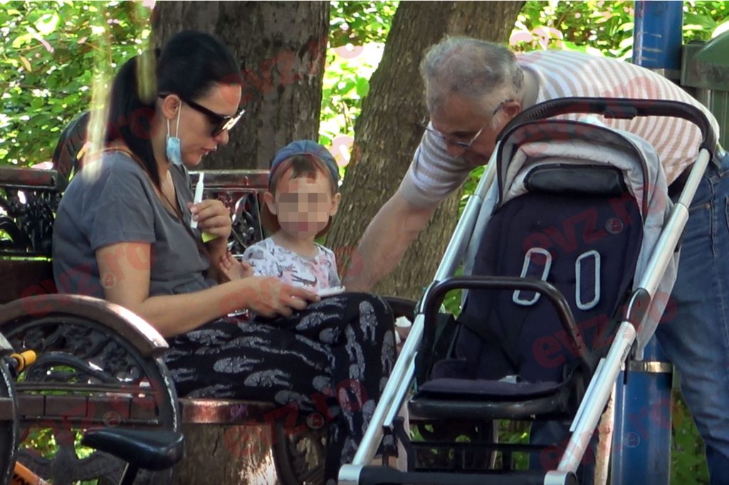 VIDEO/ Primele imagini cu fiul Laviniei Pîrva și Ștefan Bănică Jr. Alexandru seamănă izbitor cu Violeta când era mică