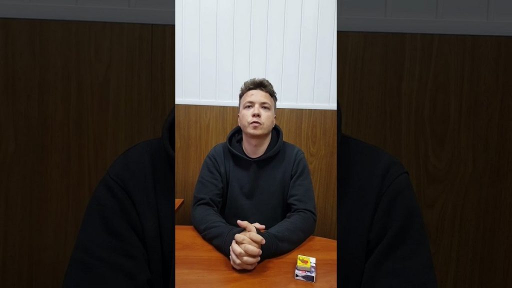 Jurnalistul Roman Protasevici, forțat să-l iubească pe Aleksandr Lukașenko. Interviu lipsit de credibilitate. VIDEO