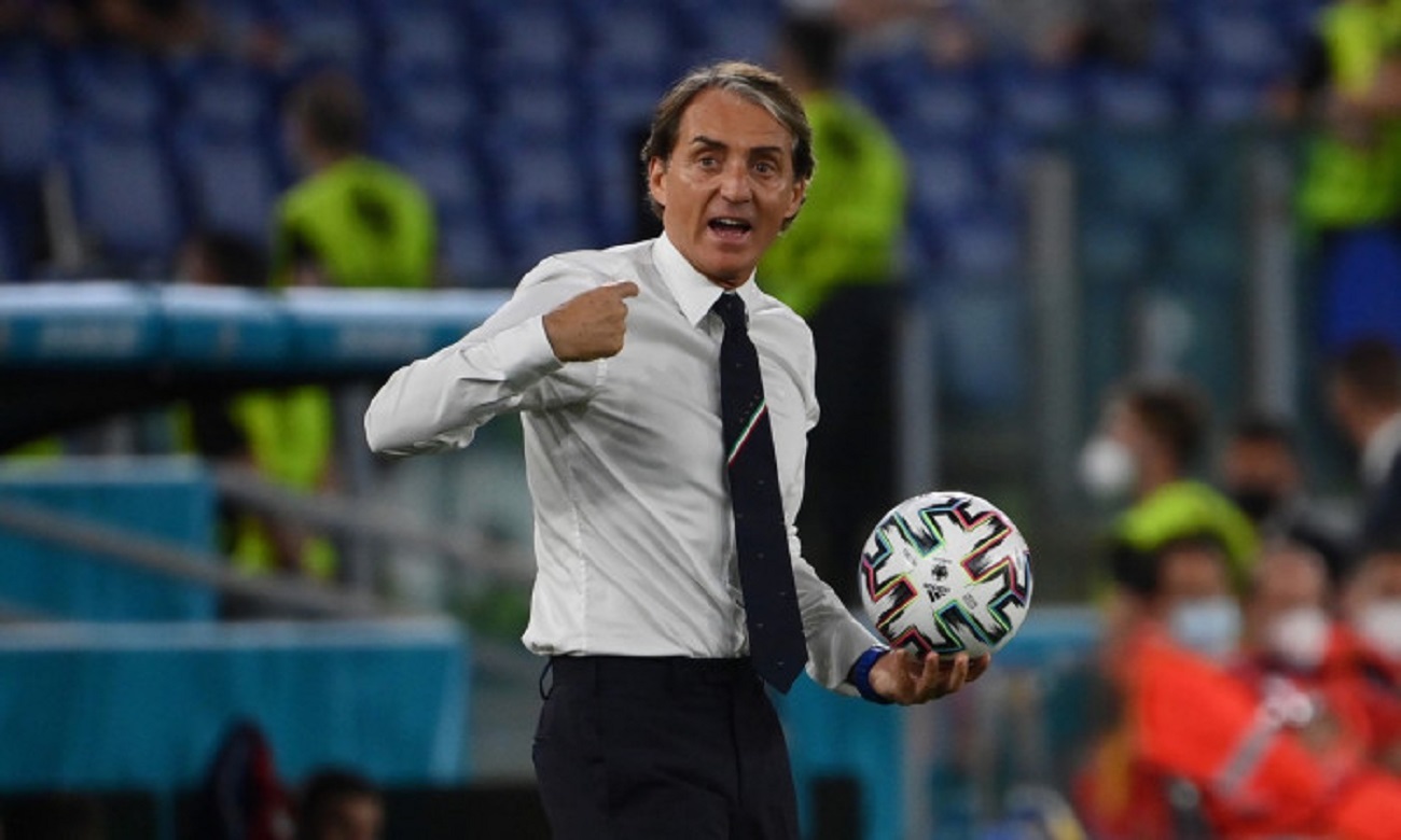 Roberto Mancini, aproape de revenirea pe banca Italiei, după ce varianta Andrea Pirlo a căzut