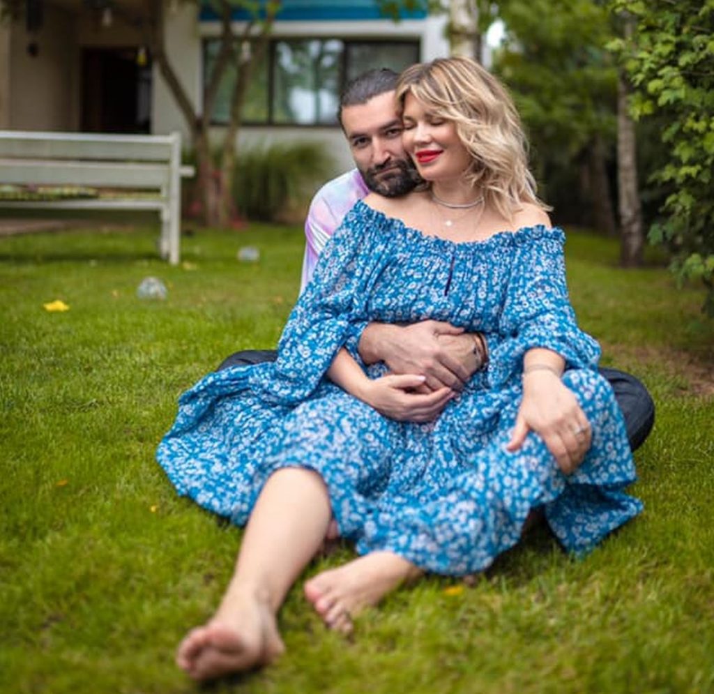 VIDEO. Smiley, dezvăluiri despre viața de tată. „Am învățat repede să schimb scutece”