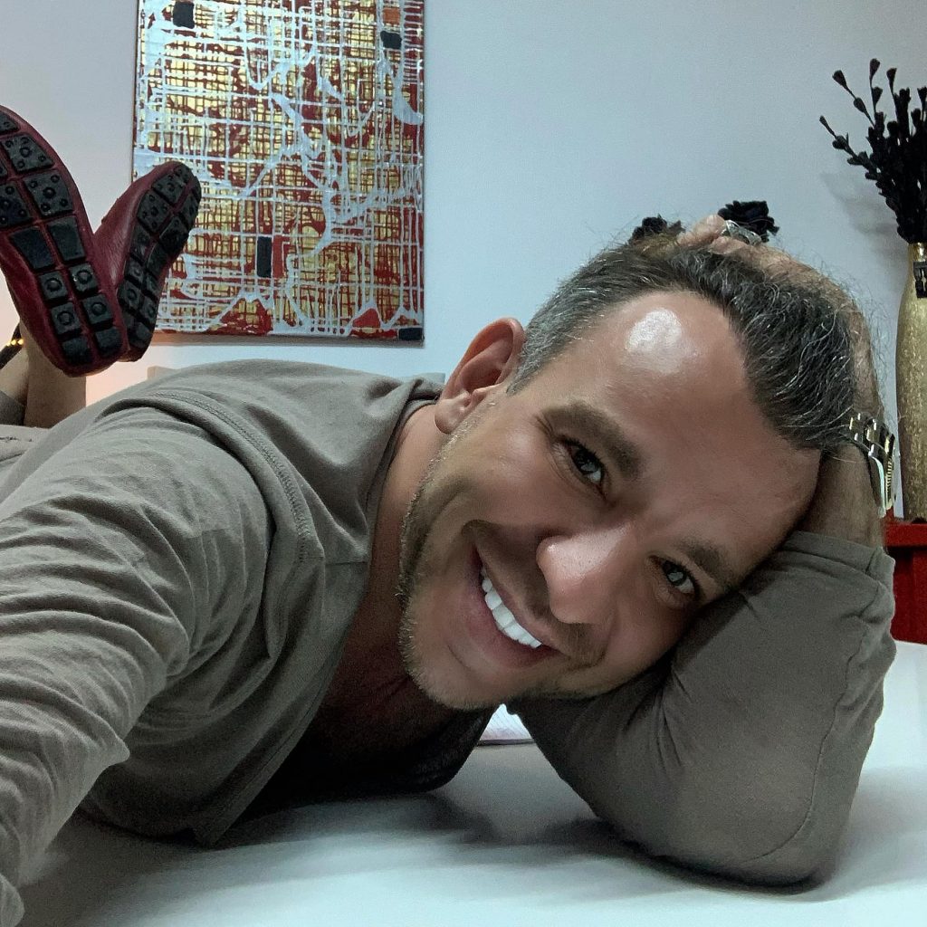 VIDEO EXCLUSIV/ Stephan Pelger s-a luptat cu depresia în pandemie. „Am vorbit mult cu psihologul și am luat pastile anti-anxietate”