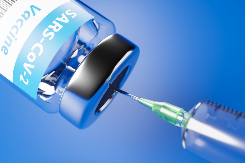 Experții CDC nu se pot înțelege asupra vaccinului Pfizer. Nu se știe când va fi necesară a treia doză