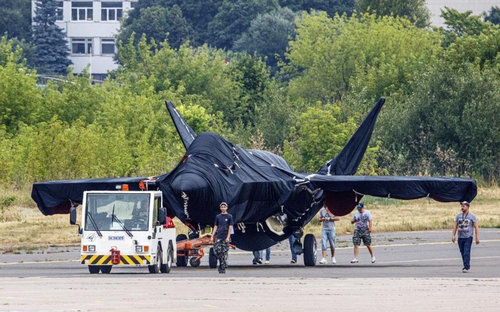 Rusia se laudă cu un nou avion de luptă! Aeronava va fi prezentată la spectacolul aerian care începe pe la Moscova