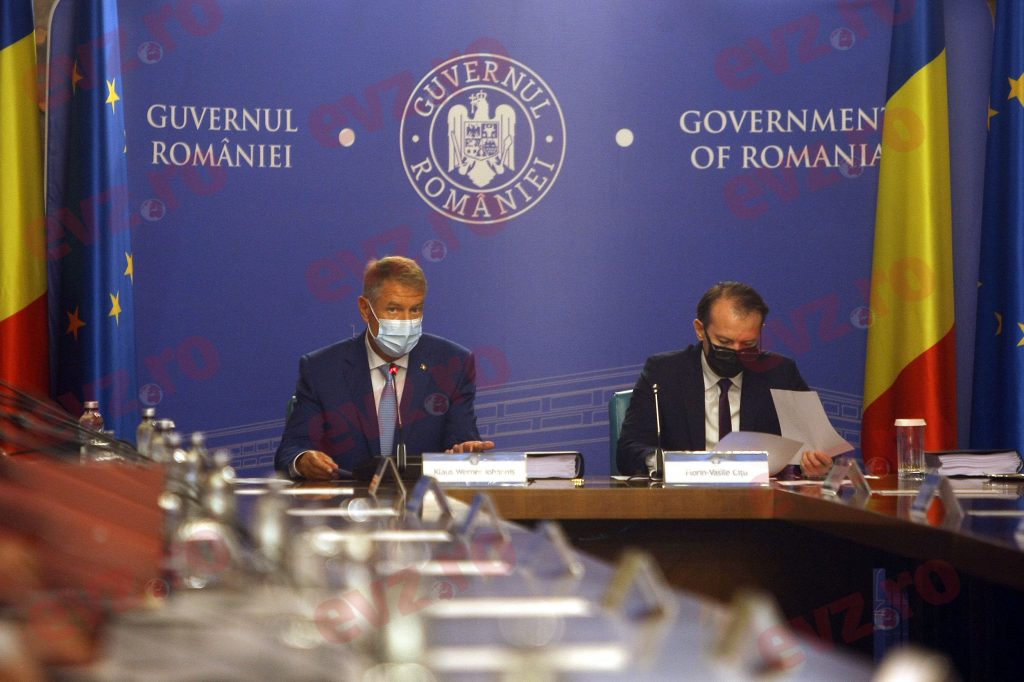 Consultări la Cotroceni. Președintele trebuie să rezolve criza politică