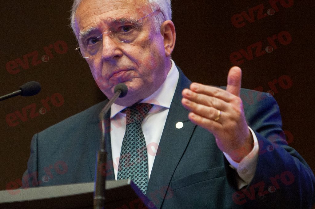 Mugur Isărescu a dat raportul despre activitatea pe care o are Viorica Dăncilă la BNR. Fostul prim-ministru studiază
