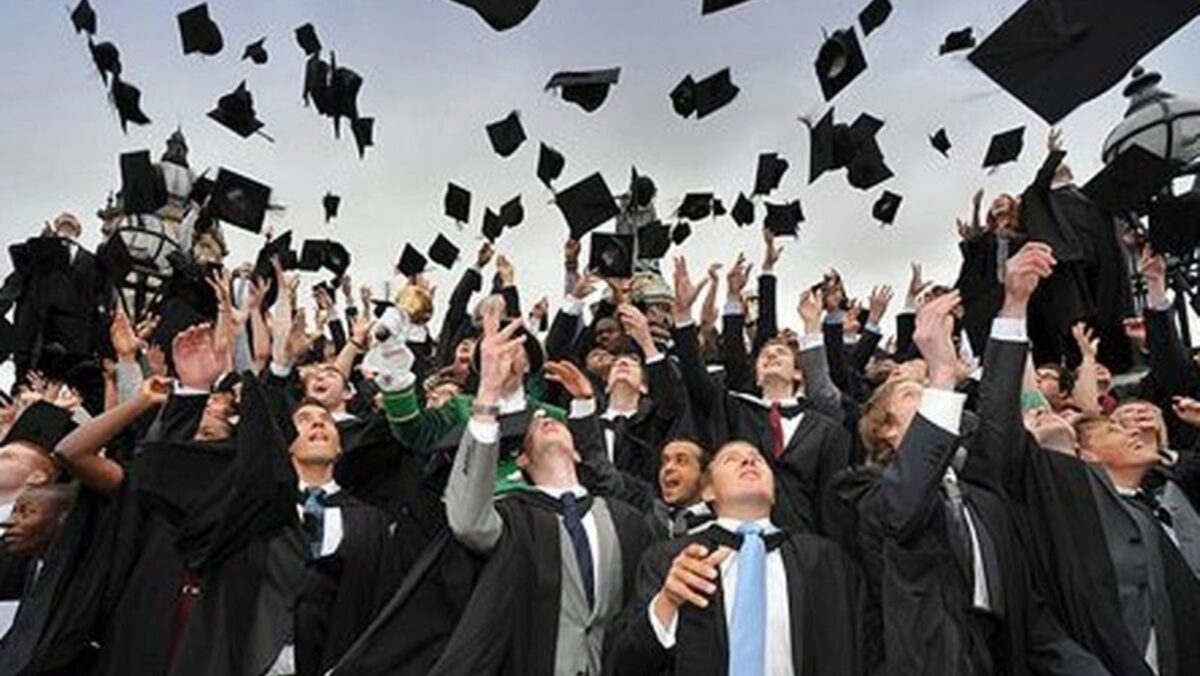 Școlile de subingineri prind din nou viață. Se va putea intra și fără Bacalaureat