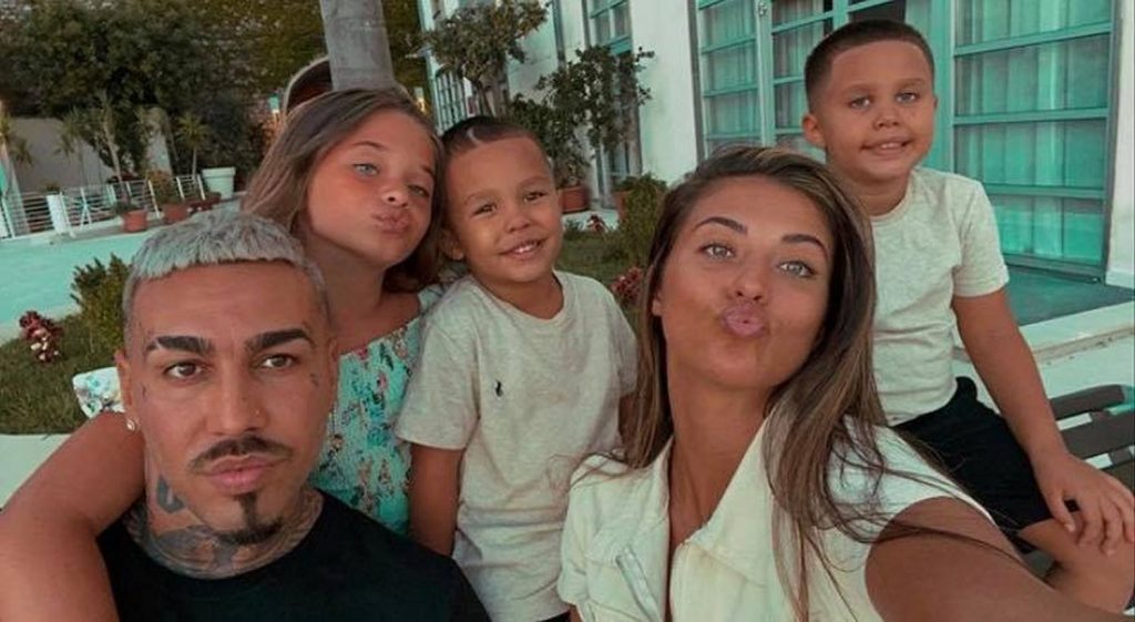 VIDEO/ Carbohidrații și băuturile răcoritoare nu sunt „dușmanii” Antoniei. Iubita lui Alex Velea arată impecabil, fără vreo dietă drastică