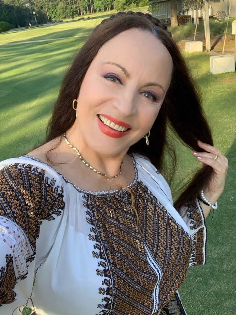 VIDEO. Mesajul impresionant pe care Maria Dragomiroiu i l-a transmis Irinei Loghin. „V-am apreciat de când eram mititică și n-am să uit niciodată cadoul pe care mi l-ați făcut când am împlinit 60 de ani”