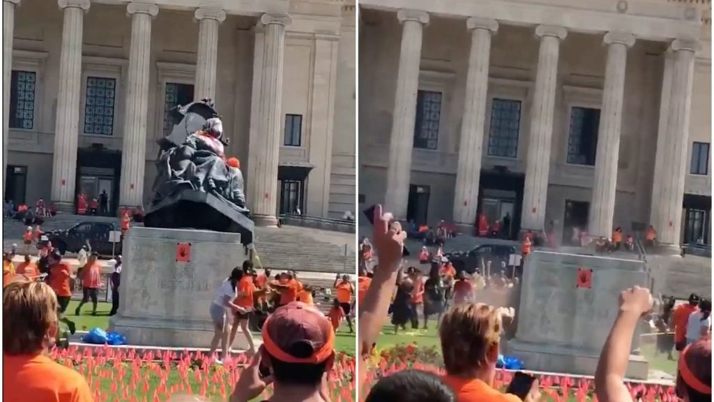 Canadienii sunt furioși pe Regina Elisabeta a II-a. Statuia suveranei a fost distrusă. VIDEO