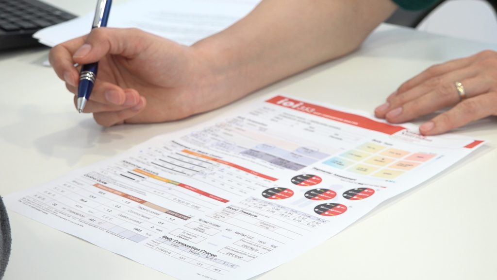 Semnele pe care organismul ți le transmite și ar trebui să te alerteze. Cum verifici în fiecare zi cât de sănătos ești