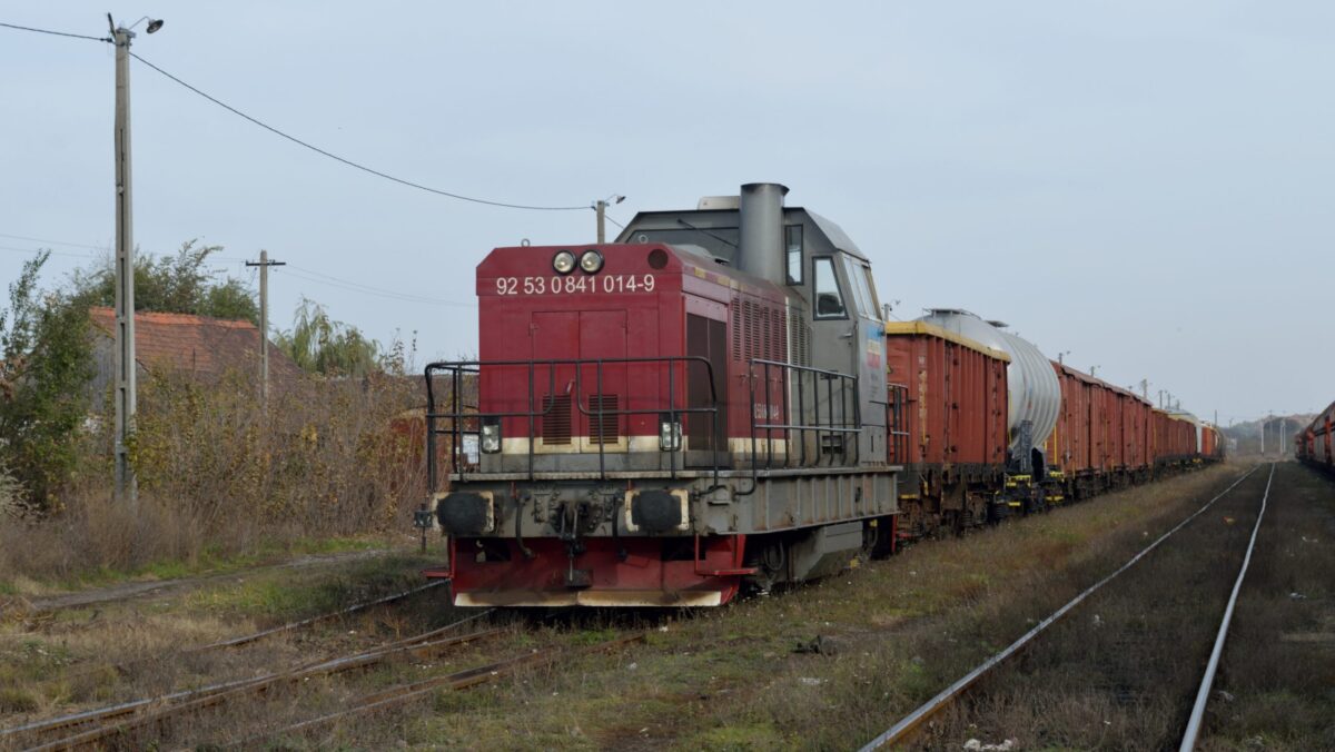 Accident pe calea ferată. Un tren cu cereale a deraiat în Dolj, traficul a fost dat peste cap