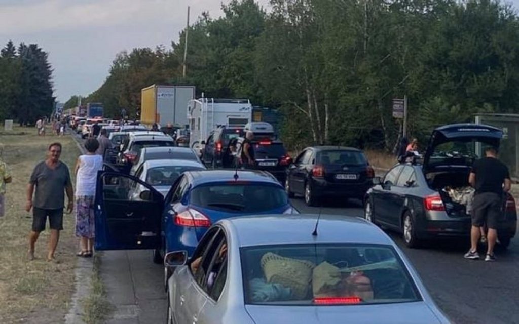 Ce trebuie să facă, începând de azi, românii care revin din Bulgaria sau Serbia. Altfel NU pot intra în țară