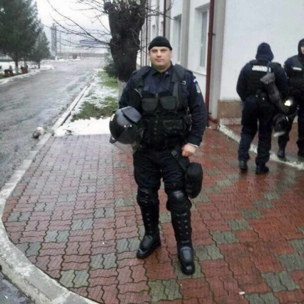 Un jandarm de 44 de ani a murit chiar după ieșirea din tură. Echipajul SMURD nu a mai putut face nimic