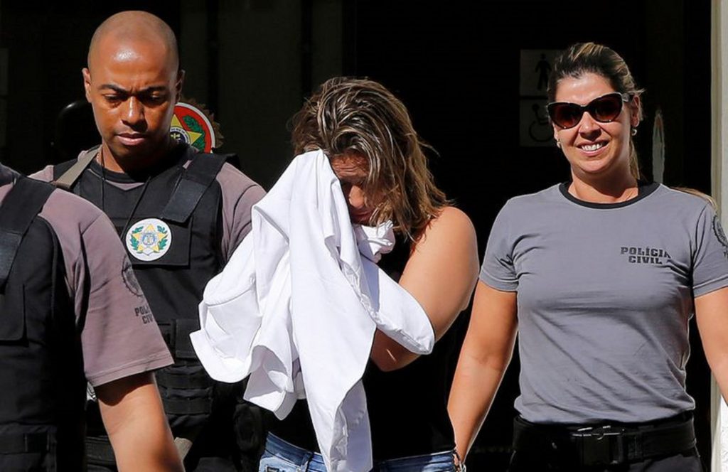 Pedepsită crunt pentru că a comandat asasinarea soțului ambasador! Amantul femeii este cel care a executat crima "bestială"