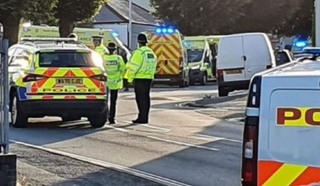 Grav incident armat în orașul englez Plymouth. Un bărbat a început să tragă și să omoare în stânga și-n dreapta