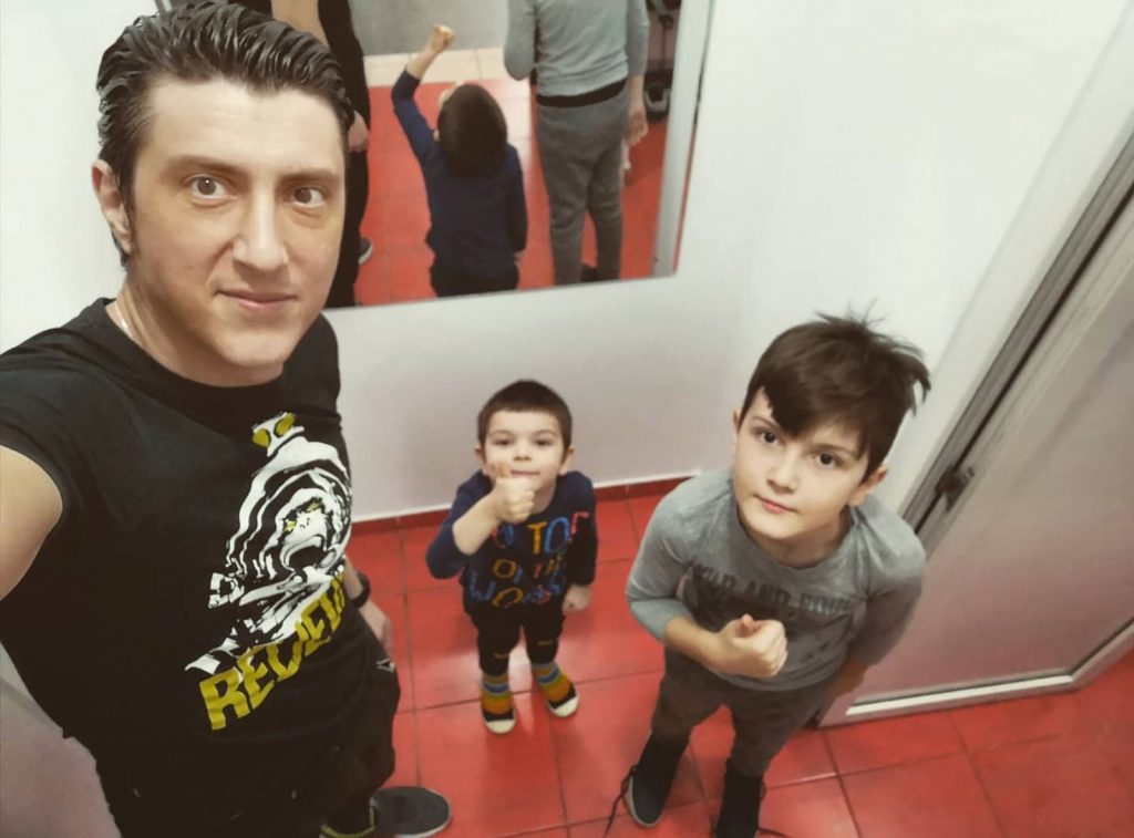 VIDEO. Lucruri neștiute din viața de familist a lui Costi Diță. Cum e să-l ai tată pe Giani?