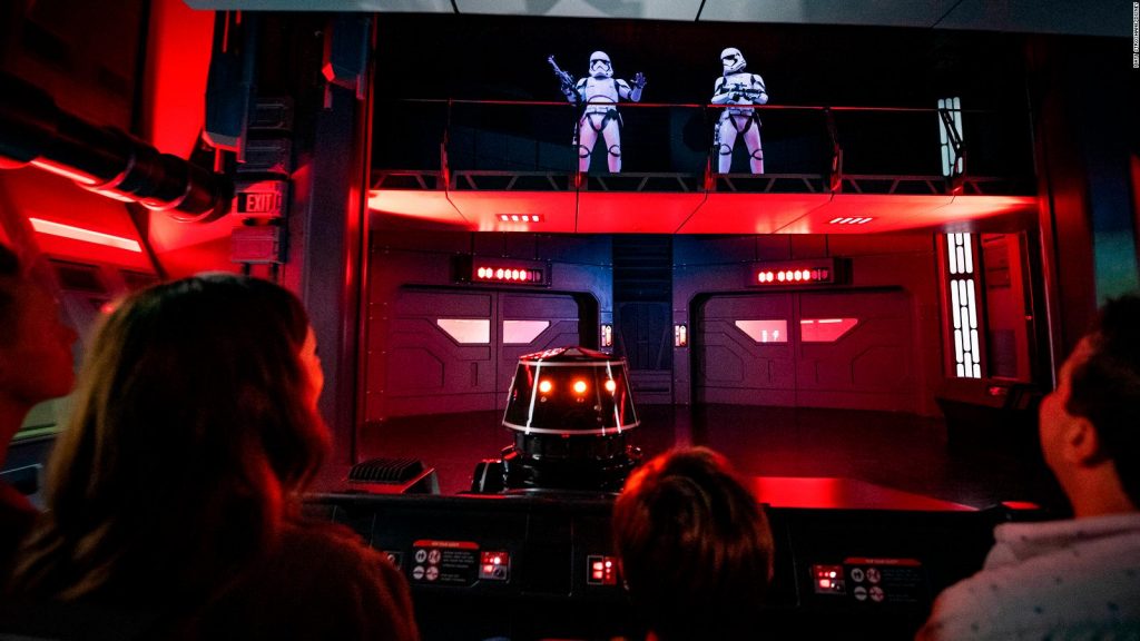 5000 de euro pentru două nopți la hotelul Star Wars! Experiența va fi similară unei călătorii în spațiu. Cum arată cabinele FOTO