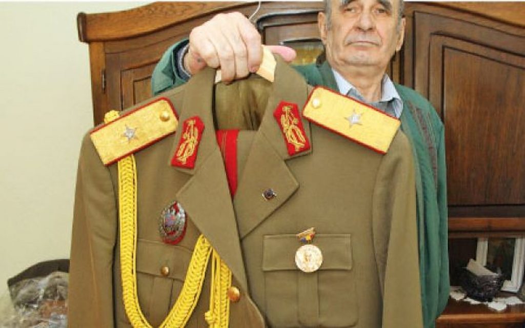 Ultimul regret al omului care l-a păzit pe Ceaușescu până la execuție. Istoria secretă