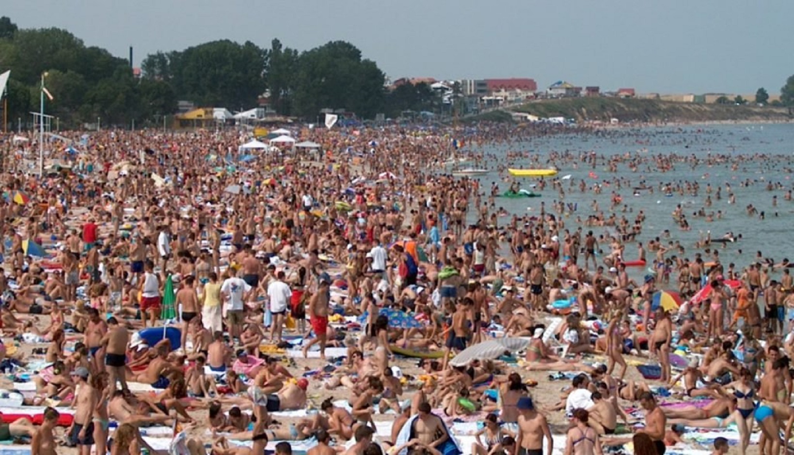 Aglomerație de Sfânta Maria pe litoral și la munte. Peste 4.500 de pompieri, pregătiți să intervină