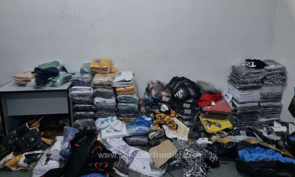 Cum intră în UE produsele contrafăcute. Peste 25.000 de pachete, interceptate pe aeroportul Liège