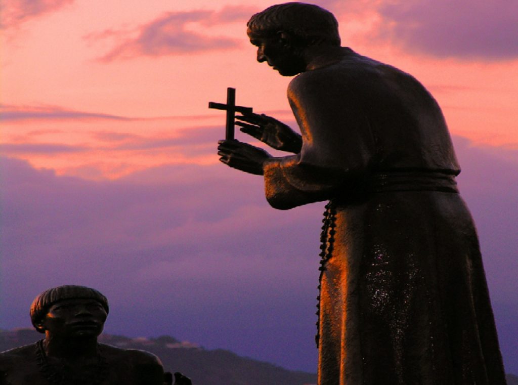 Preot catolic ucis de cel care a incendiat catedrala din Nantes. Clericul îl găzduia pe asasin