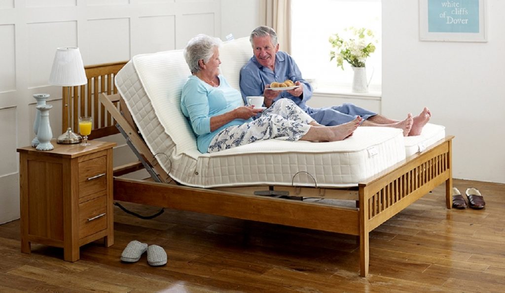 Cum amenajezi un dormitor special pentru un cuplu la vârsta a doua