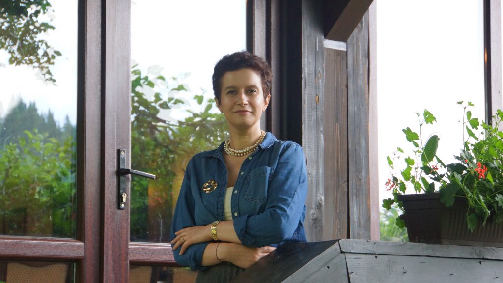 EXCLUSIV. Terapii de ultimă oră în dependența de droguri (II). Psihoterapeutul Alina Ciupercovici, Clinica ALIAT Suceava: La familie se află cheia și lacătul reușitei