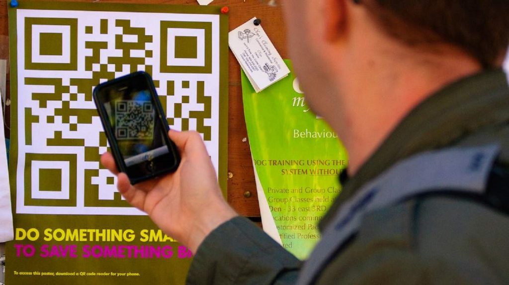 Pfizer pregătește leacul suprem pentru Covid-19. Are o legătură și cu telefonul