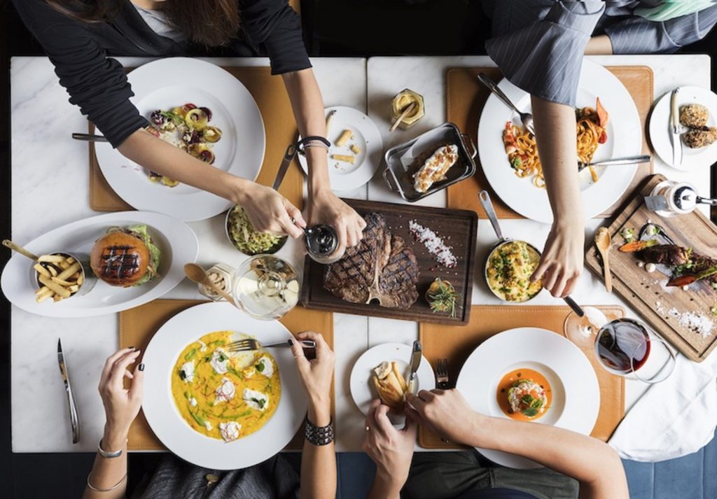 Dieta-curcubeu, descoperită după 20 de ani de studii! Ce trebuie să mâncăm în fiecare zi